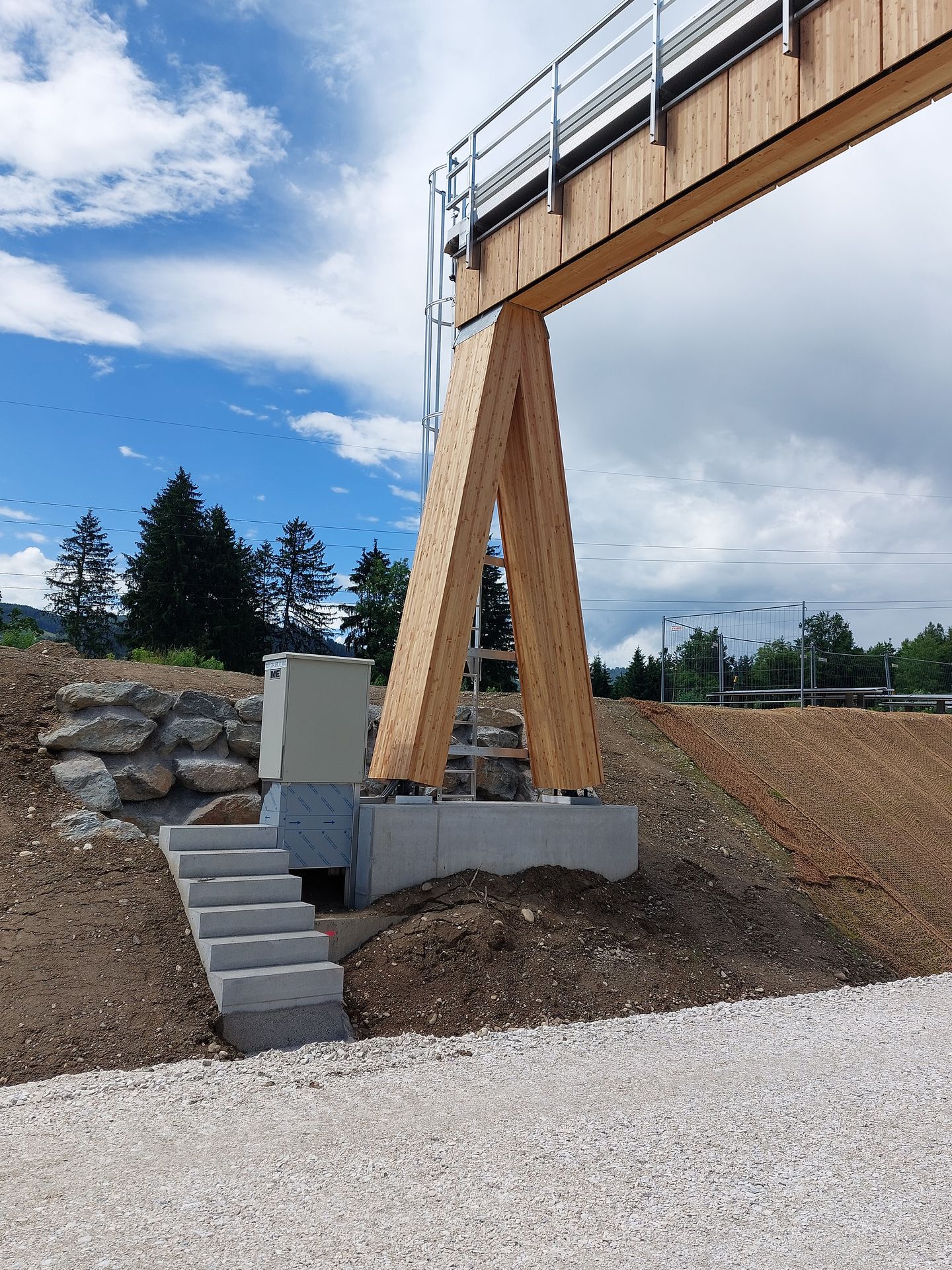 First Sustainable Toll Gantry Installation